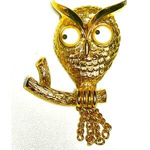 VINTAGE Owl Brooch Signed Articulated Eyes Vtg Gold Tone Jewelry Pin S10